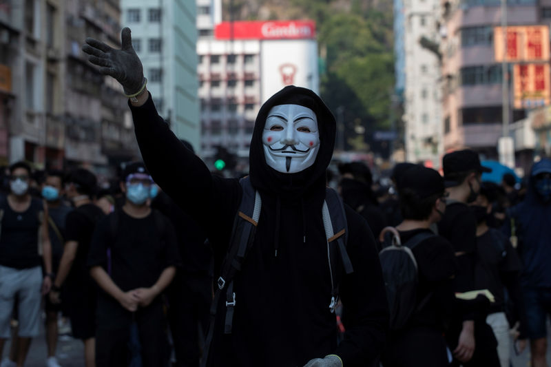 © Reuters. 香港政府、覆面禁止法を5日午前0時から導入へ＝メディア