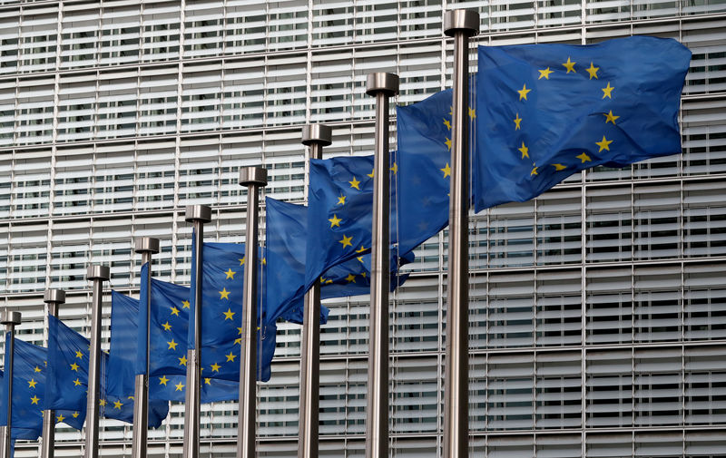 © Reuters. وثيقة: الاتحاد الأوروبي سيرفع سويسرا والإمارات من قائمة الملاذات الضريبية