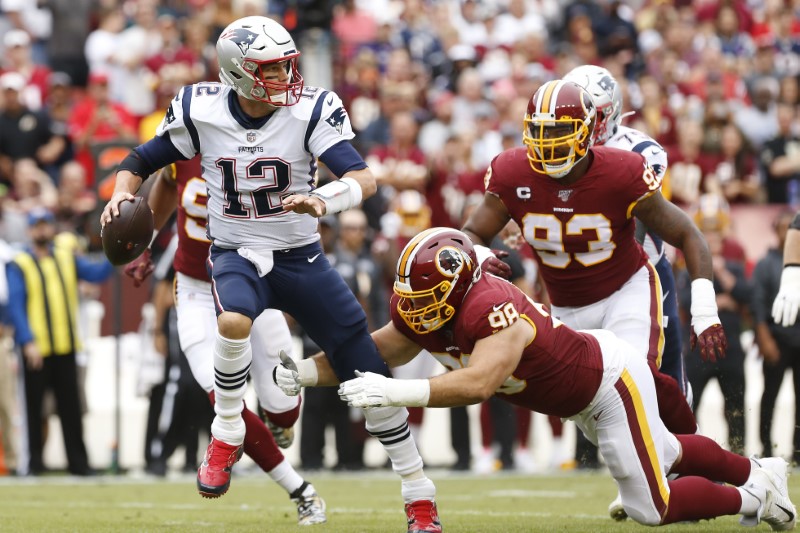 © Reuters. NFL: New England Patriots at Washington Redskins