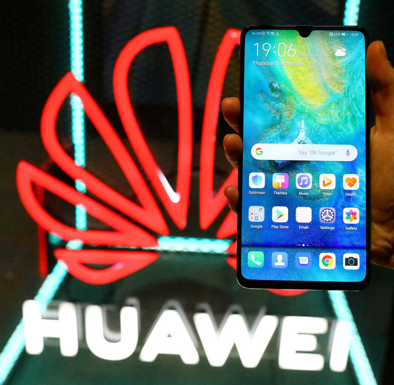 Empresa dos Emirados Árabes não vê evidência de 'brecha de segurança' em tecnologia 5G da Huawei