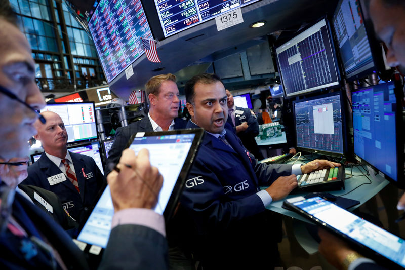 © Reuters. 米株は小幅安、米中通商協議巡る警戒感で