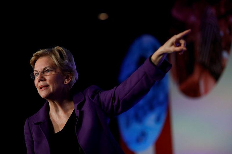 © Reuters. Democratic presidential candidate Massachusetts Sen. Elizabeth Warren attends the SEIU's Unions for All summit in Los Angeles