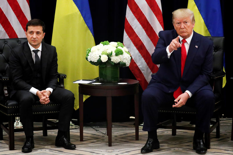 © Reuters. رئيس أوكرانيا: ترامب لم يسع لابتزازي