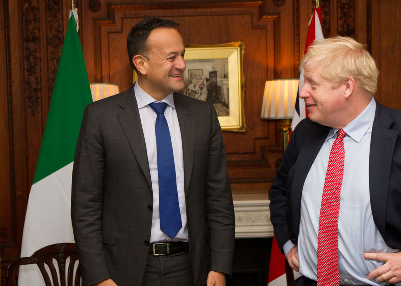 Acordo do Brexit é possível em outubro, diz Irlanda após reunião &quot;positiva&quot; com Johnson