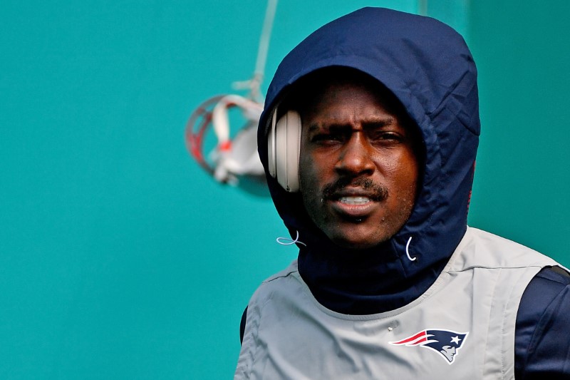 © Reuters. NFL: New England Patriots at Miami Dolphins