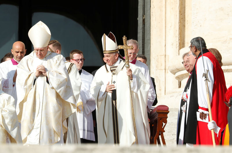 Pope canonizes British Catholic luminary John Henry Newman, four others