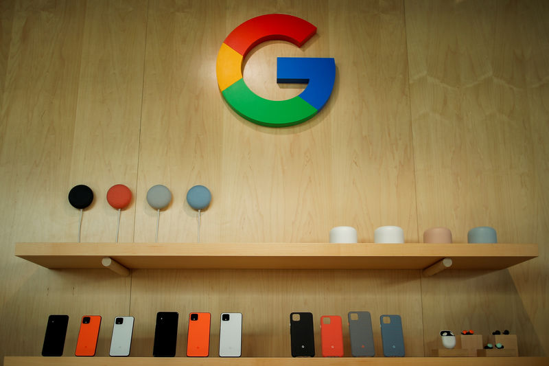 © Reuters. The new Google Pixel 4 smartphone and accessories are displayed during a Google launch event in New York