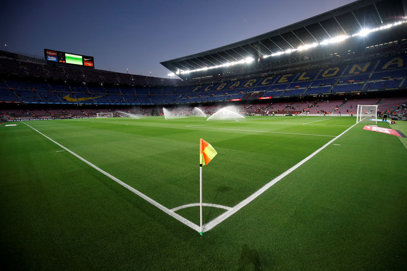 © Reuters. Vista general del interior del estadio Camp Nou antes del partido Barcelona vs Villarreal, Barcelona, España, el 24 de septiembre de 2019