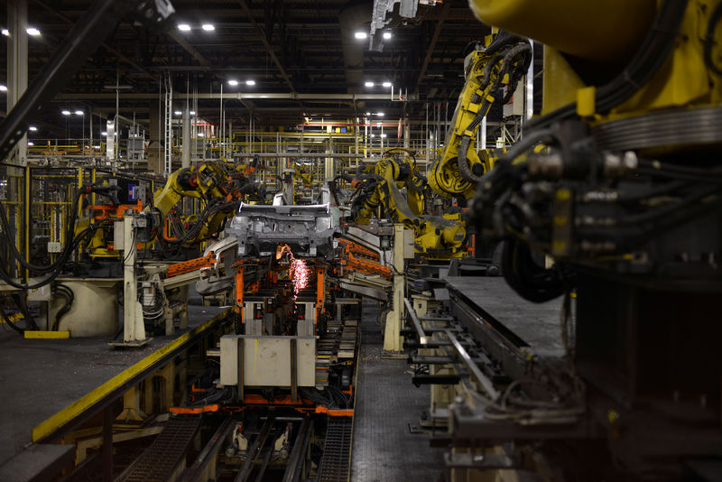 Produção manufatureira dos EUA cai em setembro com greve da GM