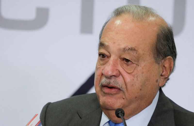 Mexican president says 'many projects' ahead, lauding billionaire Slim's investment plans