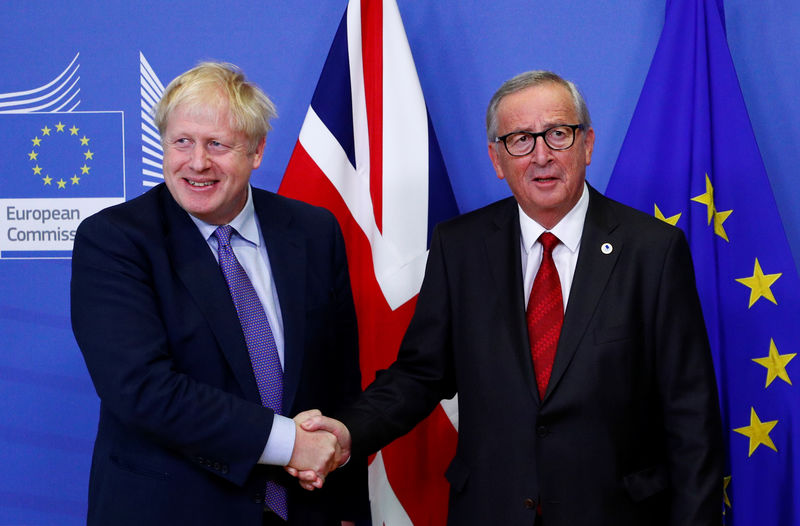 © Reuters. 英とＥＵ、離脱協定案修正で合意　英議会で19日に採決