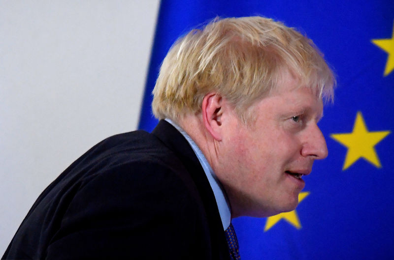 Boris Johnson fecha acordo sobre Brexit com UE; agora precisa do apoio de parlamentares britânicos