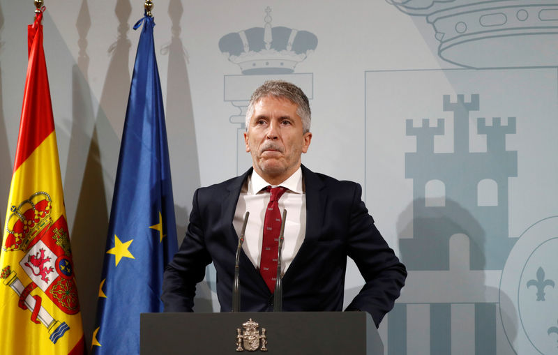 © Reuters. El ministro del Interior en funciones de España, Fernando Grande-Marlaska, en una conferencia de prensa en Barcelona