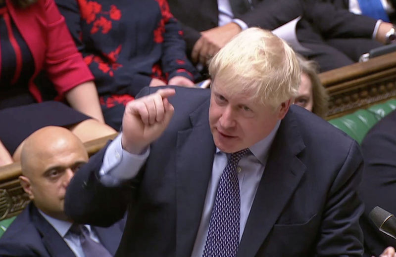 Johnson presiona para votar sobre el Brexit tras ser obligado a pedir una prórroga