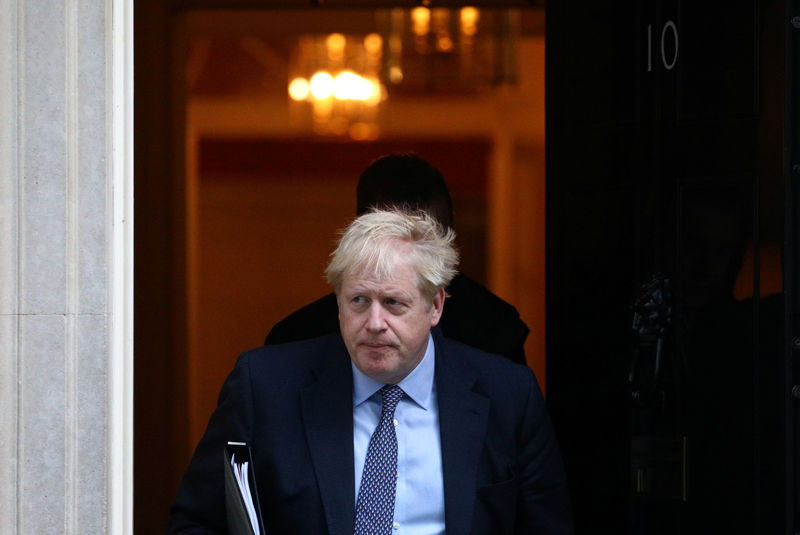 © Reuters. Britain's Prime Minister Boris Johnson leaves Downing Street to head for the House of Commons as parliament discusses Brexit, sitting on a Saturday for the first time since the 1982 Falklands War, in London
