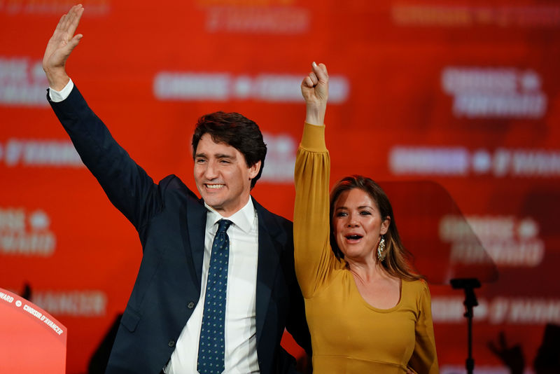 © Reuters. カナダ総選挙、トルドー首相続投　過半数ならず連立へ