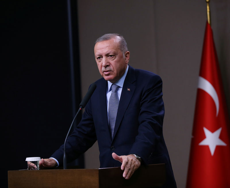 Turquia retomará ataque na Síria se EUA não cumprirem promessas, diz Erdogan