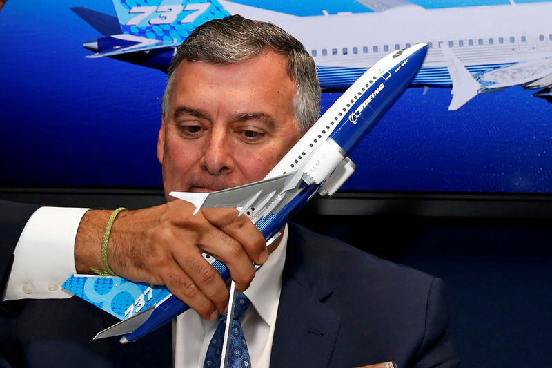 Boeing substitui executivo responsável pela aviação comercial