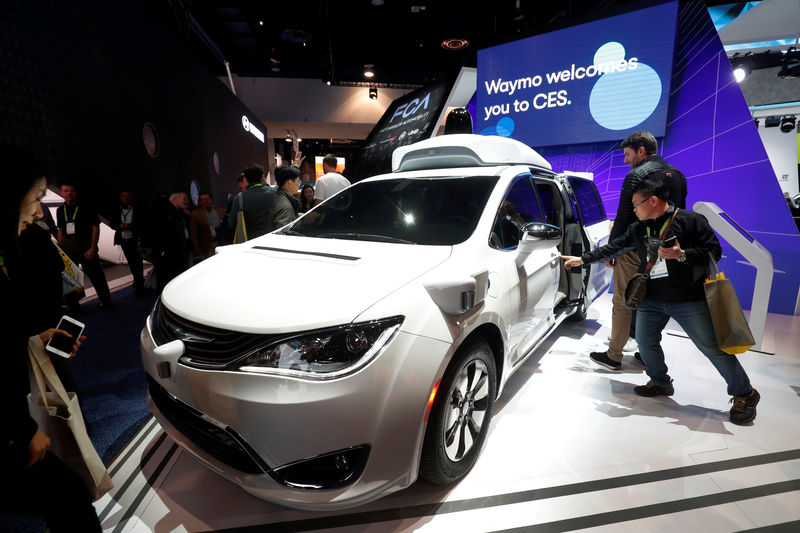 © Reuters. A Waymo autonomous vehicle (formerly the Google self-driving car project) is displayed at the Fiat Chrysler Automobiles booth during the 2019 CES in Las Vegas
