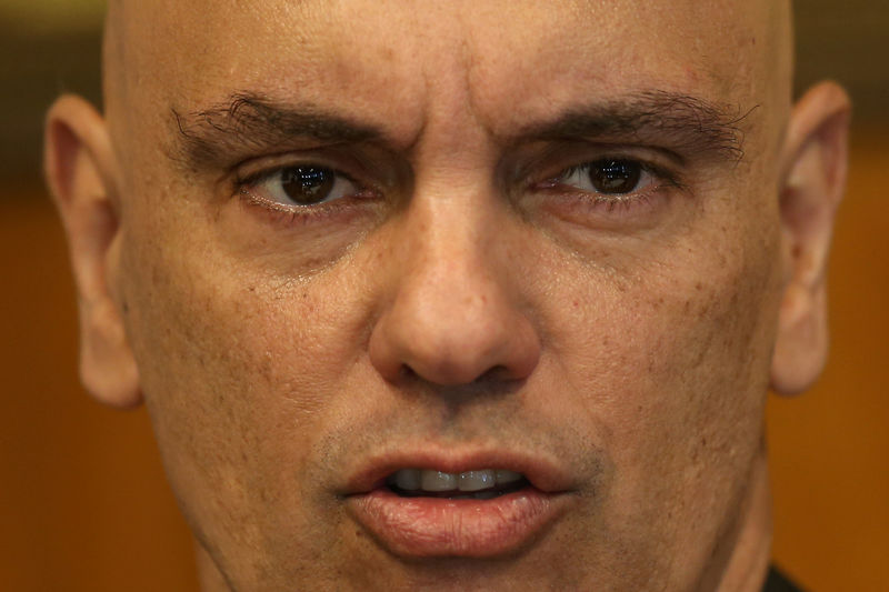 Alexandre de Moraes abre divergência e empata julgamento no STF sobre prisão em 2ª instância