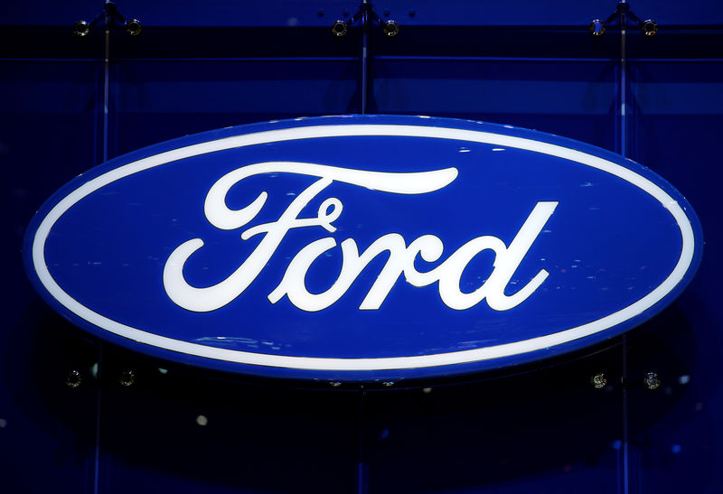 Ford сокращает прогноз прибыли на год на фоне низких показателей в 3 кв