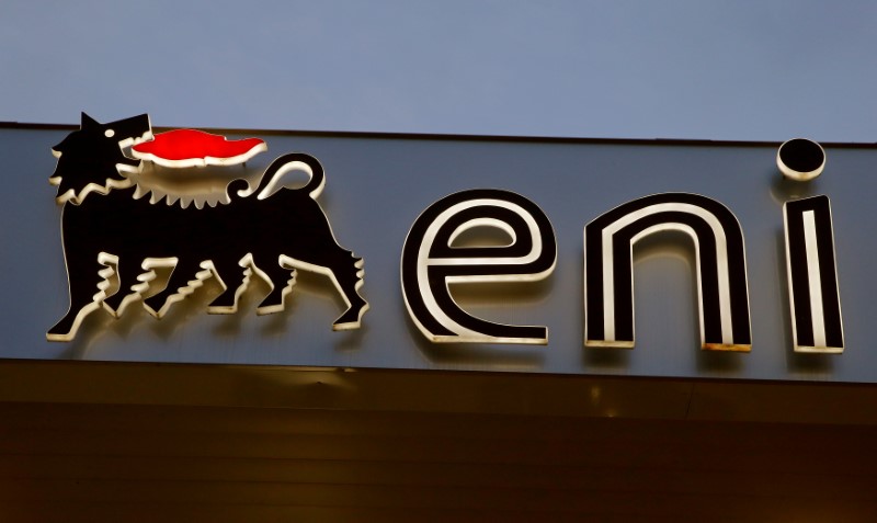 Eni, utile netto adjusted trim3 cala 44%