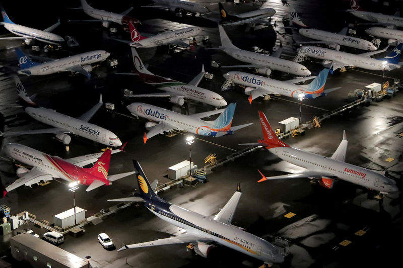 © Reuters. FILE PHOTO: Aerial photos show Boeing 737 Max airplanes on the tarmac in Seattle