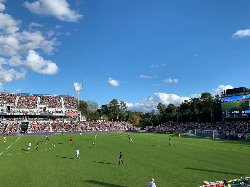 © Reuters. The North Carolina Courage and the Chicago Red Stars compete in the National Women’s Soccer League (NWSL) championship in Cary