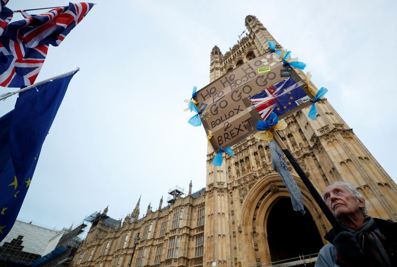 © Reuters. 英議会、12月総選挙を否決 ＥＵは1月末までの離脱延期で合意
