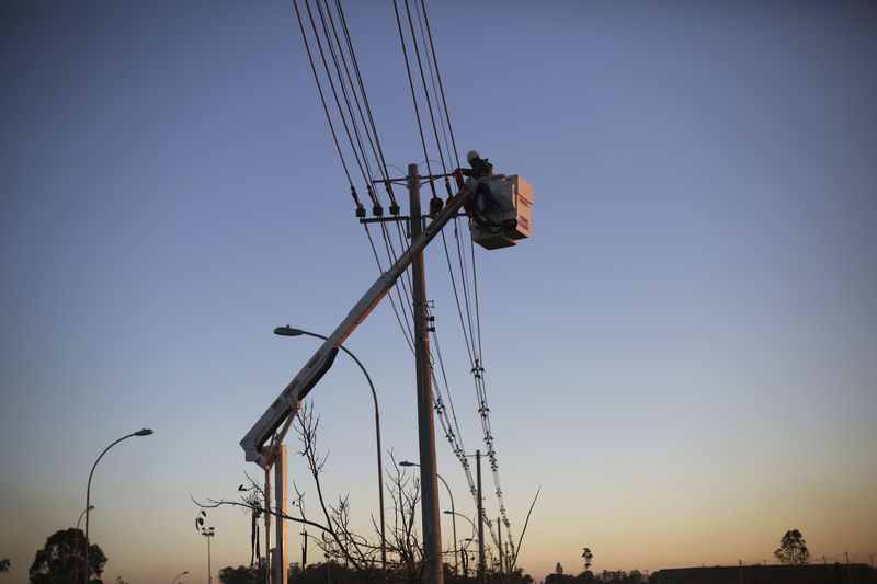 Subsídios na conta de luz devem exigir R$22,4 bi em 2020, alta de 11%, prevê Aneel