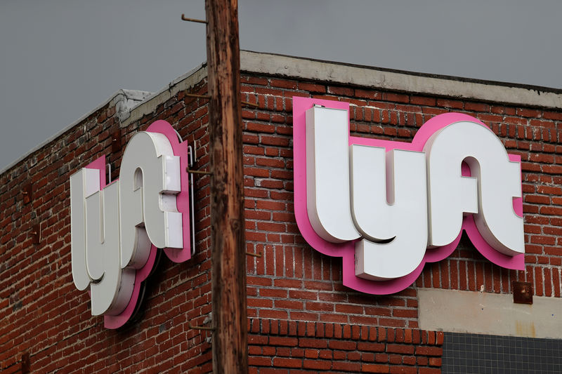 © Reuters. FILE PHOTO: The Lyft Driver Hub is seen in Los Angeles