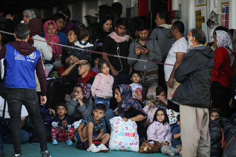 مسؤولة أوروبية معنية بحقوق الإنسان: مهاجرون باليونان يعانون من ظروف &quot;مروعة&quot;