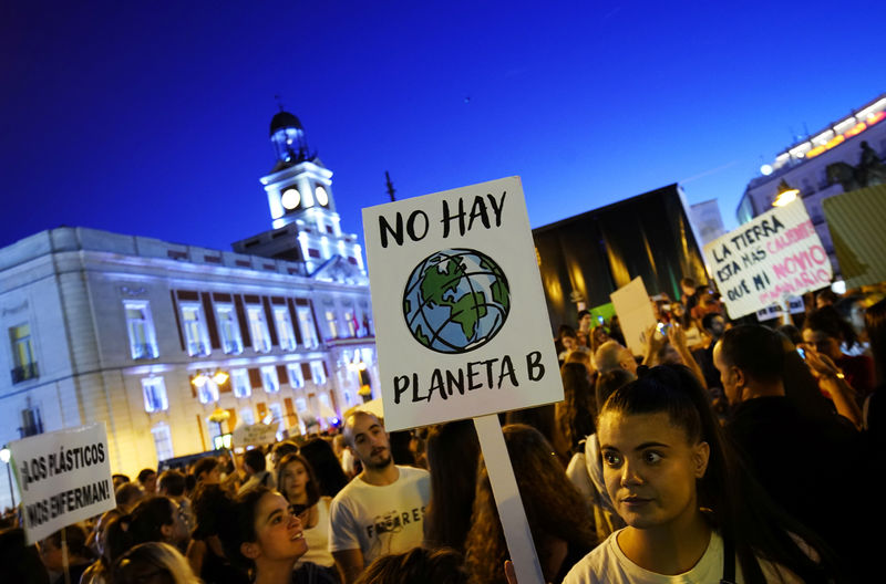 © Reuters. Friday's for Future protest in Madrid against climate change