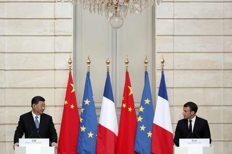 En Chine, Macron veut prendre Pékin &quot;au mot&quot; sur l'ouverture