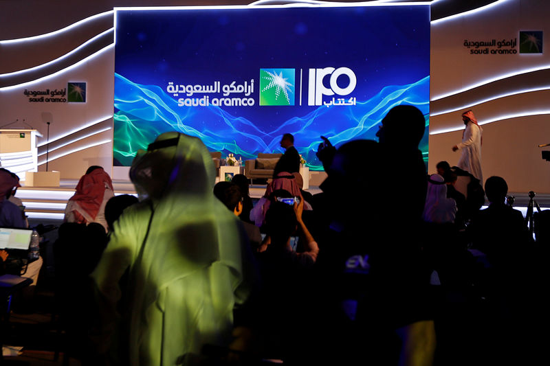 © Reuters. Sign of Saudi Aramco's IPO is seen before the start of a news conference by the state oil company in Dhahran