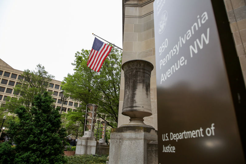 © Reuters. FILE PHOTO: A general view of the Department of Justice building is seen in Washington