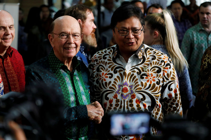 © Reuters. インドネシアへの特恵関税制度の見直し、近く終了へ＝米商務長官
