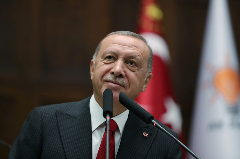 Erdogan dice que Turquía ha capturado a la esposa de Bagdhadi en Siria