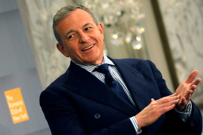 © Reuters. FILE PHOTO: Robert Iger, Chairman and CEO at The Walt Disney Company speaks to the Economic Club of New York