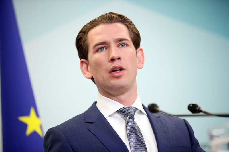 Austrian conservative leader Kurz backs coalition talks with Greens