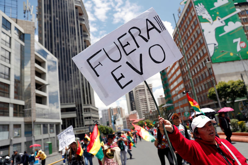 © Reuters. Protesta contra el presidente Evo Morales en La Paz