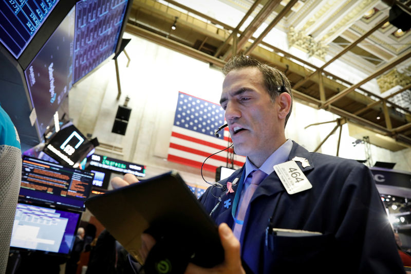 Wall Street finit sur des gains modestes
