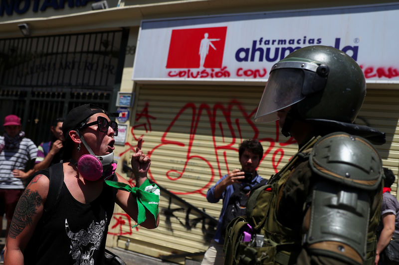 Las protestas persisten en Chile y el Gobierno quiere penalizar la violencia