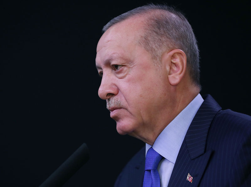 تركيا تعزل أربعة رؤساء بلديات أكراد‭ ‬لمزاعم بصلتهم بالإرهاب
