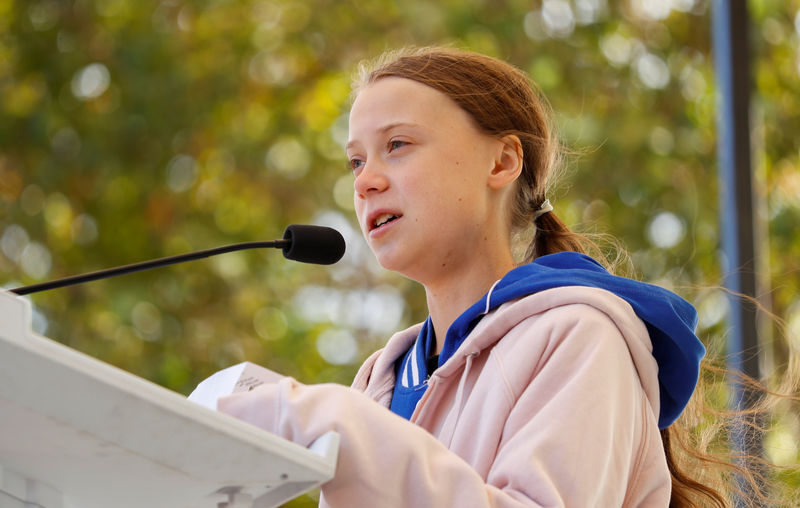 Mural gigante de Greta Thunberg é inaugurado nos EUA