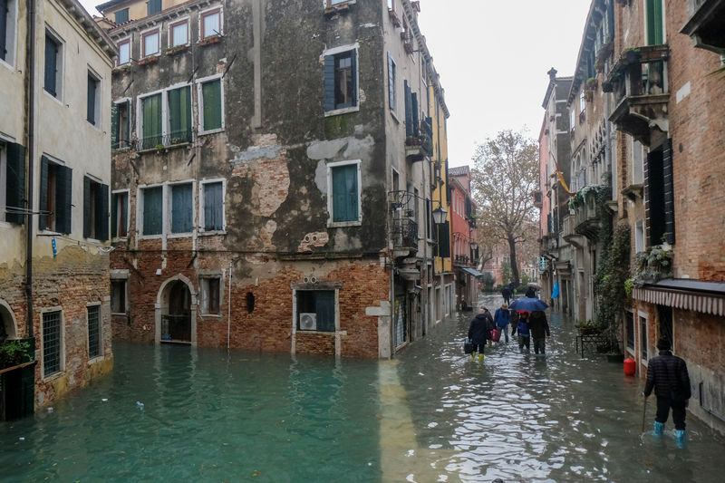 Venecia, devastada por la segunda mayor marea alta de su historia