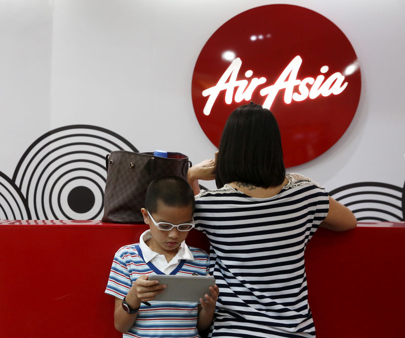 AirAsia to sell tickets on other airlines as part of online push