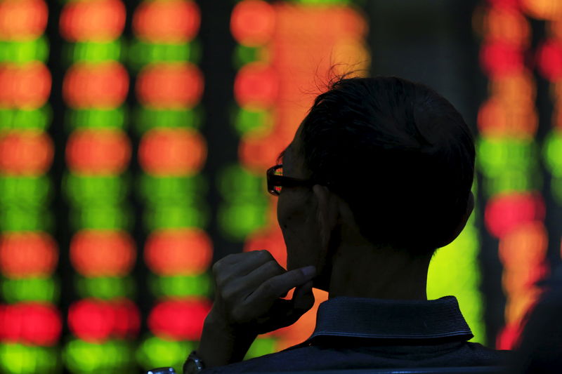 Borsa Shanghai, peggior settimana in tre mesi per blue-chips
