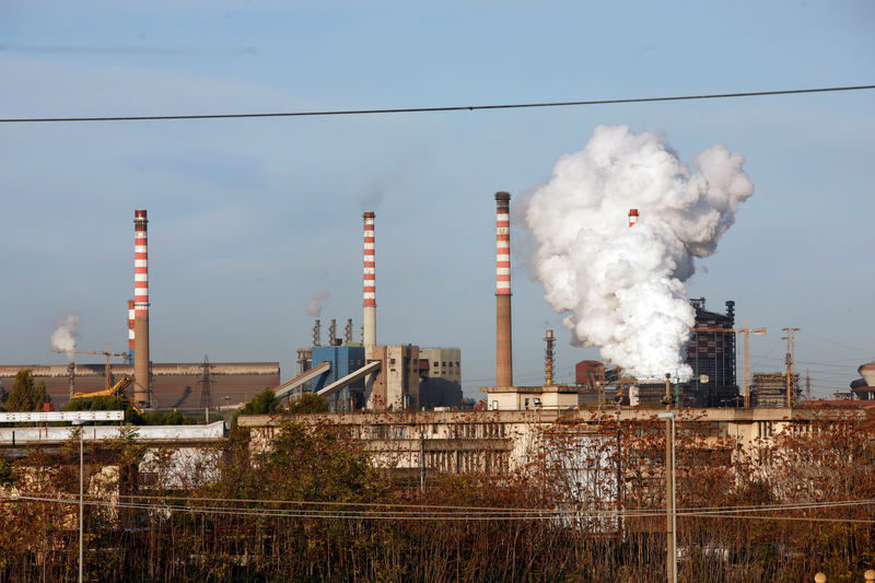 ArcelorMittal se compromete de nuevo con la acería de Ilva con 3 condiciones - prensa