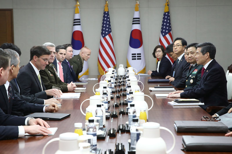 © Reuters. 米韓、在韓米軍駐留費巡る協議決裂　韓国世論の反発強く